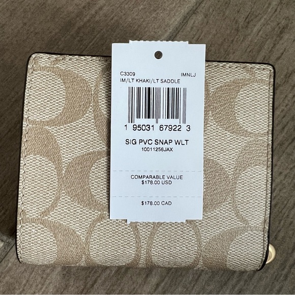 Coach Snap Wallet In Signature Canvas - Picture 10 of 10